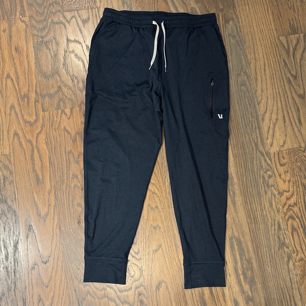 Men's Navy Vuori Jogger Pants with Drawstring Waist